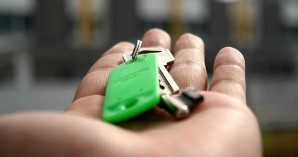 Квартирные хозяева. Трудовые мигранты все чаще берут ипотеку в России