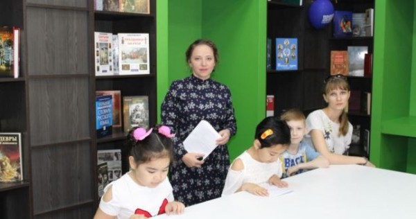 Учила детей в Худжанде: педагог из РФ рассказала, чем ей запомнится Таджикистан