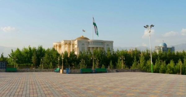 В Душанбе ограничат движение транспорта в дни саммита СВМДА