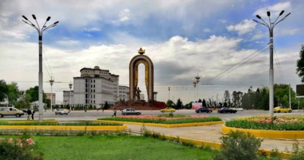 Сегодня в Таджикистане облачно, без осадков, лишь в конце дня дождь