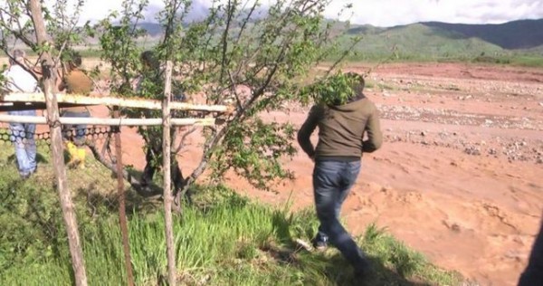В Таджикистане в результате схода селя погиб подросток