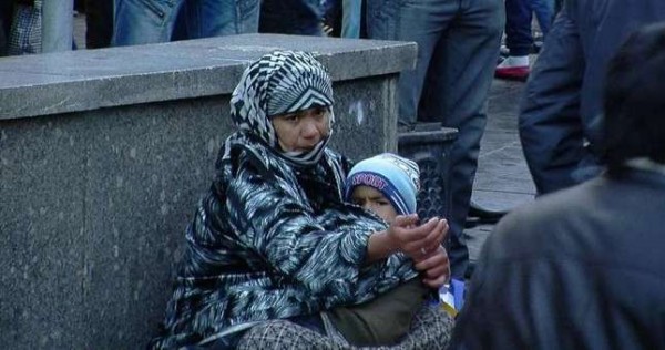 В Ингушетии приезжих женщин из Узбекистана и Таджикистана задержали за попрошайничество детей