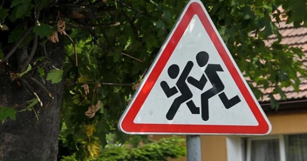 В Истаравшане при ДТП скончалась пятилетняя девочка