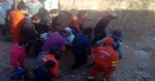 Сотрудники КЧС сняли со склона горы потерявшего сознание мужчину