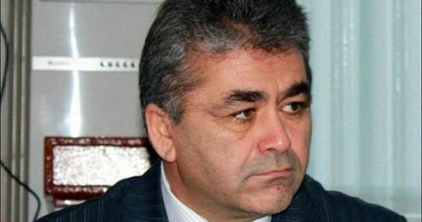 Журналисты застали главу Службы связи Таджикистана за продажей квартир