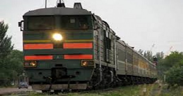 Под колесами тепловоза погиб 18-летний житель Душанбе