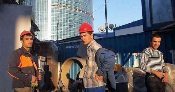 Санкт-Петербург откроет центры по набору мигрантов в Таджикистане и Кыргызстане