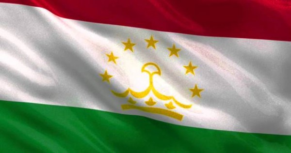 В Таджикистане отмечают День Государственного флага