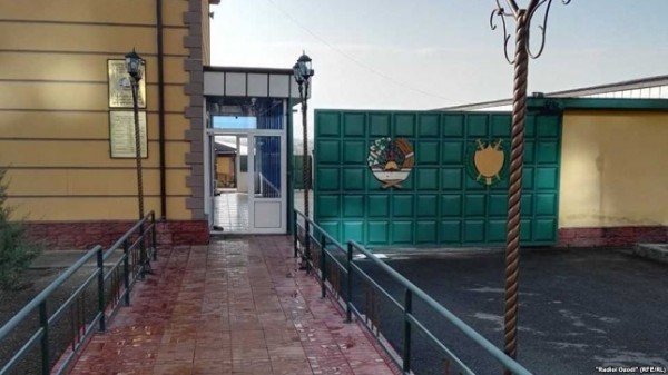 «Били чем попало, по чему попало…». Стали известны некоторые подробности бунта в худжандской колонии