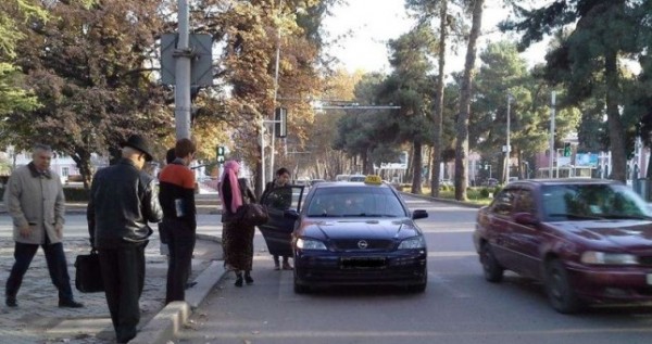 Мэрия Душанбе хочет сделать одинаковыми все такси города