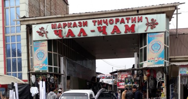 У предпринимателя на рынке «Джал-Джам» украли 5 железных ворот