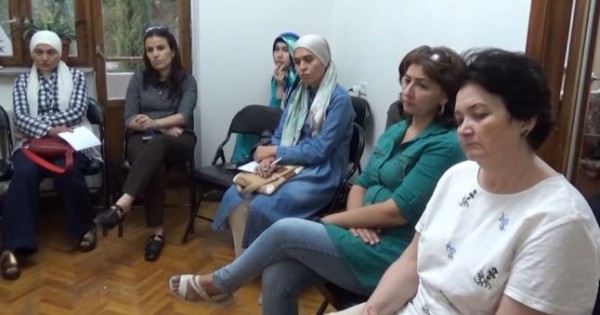 Почему таджики избегают психологов?
