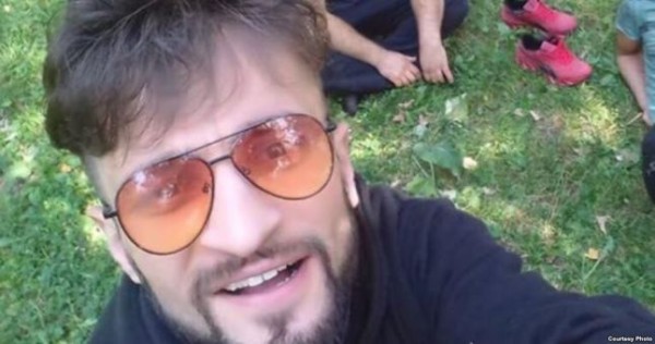 "В него вселился джин". Авиадебошир останется под стражей еще на месяц