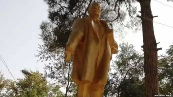 В Шахритусе священнослужители «вернули руку” вождю коммунистов