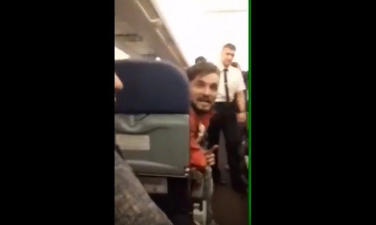 «Буйный» пассажир рейса Москва-Душанбе вынудил самолет вернуться в Жуковский