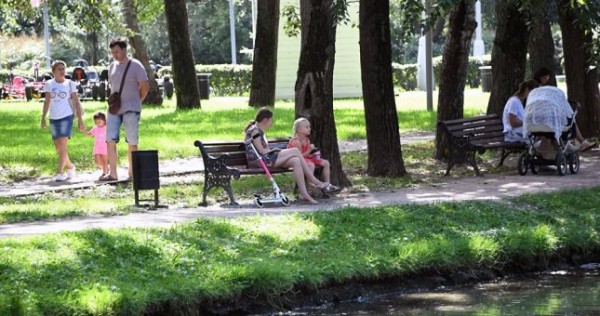 В Москве спасли тонувшего в пруду гражданина Таджикистана