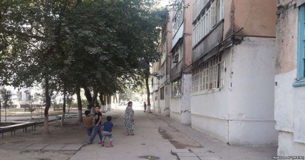 Мать двух членов группировки, устроивших атаку на туристов, уволена из школы
