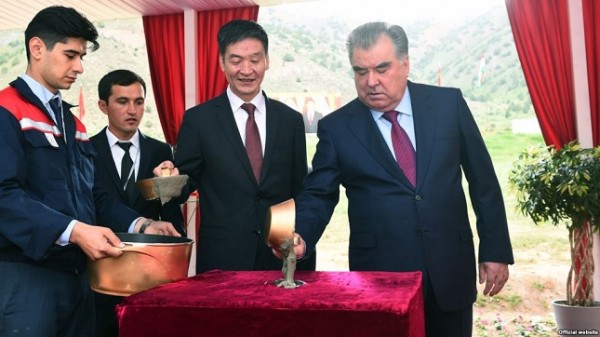 Китай начал строительство крупного золотодобывающего предприятия в Айни "Talco Gold"