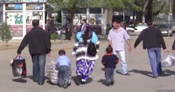 "Пусть отец не уезжает больше в Россию"