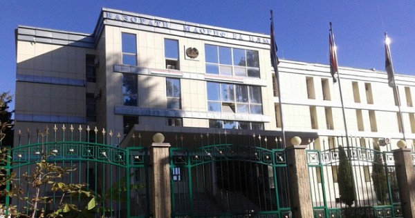 Минобразования Таджикистана планирует вернуть школьникам весенние каникулы после обращения родителей к дочери президента