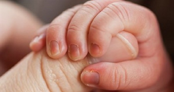 На юге Таджикистана бабушка продала свою 2-летнюю внучку