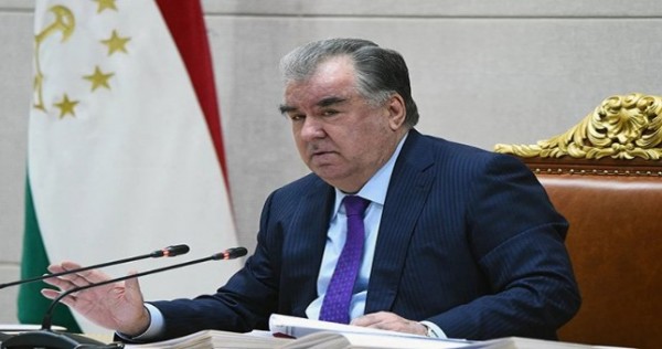 Эмомали Рахмон поручил организовать конкурс «Таджики – зеркало истории нации»