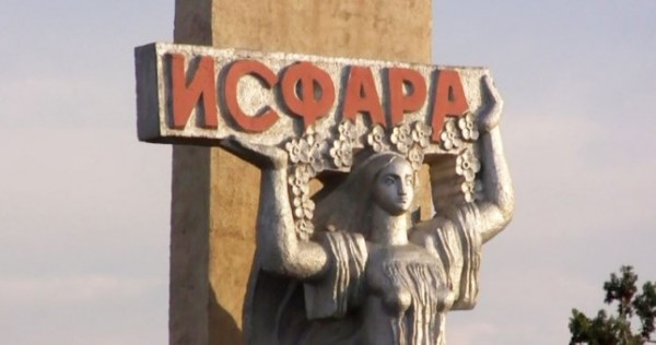 Сын погибшего от пуль пограничников жителя Исфары вынужденно оставил учебу в престижном вузе Таджикистана