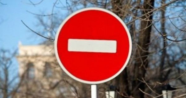 Движение машин по проспекту Рудаки на время новогоднего шоу будет перекрыто