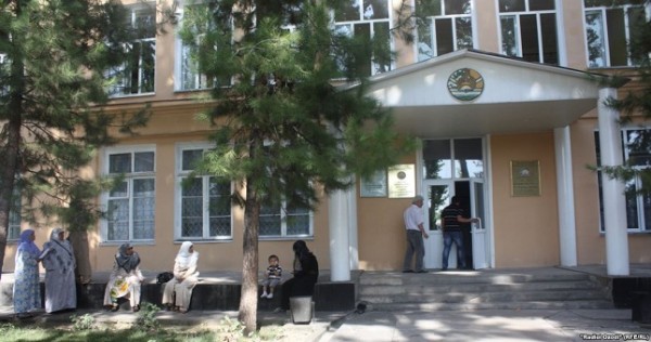 В Душанбе осужден гражданин Франции, пытавшийся примкнуть к ИГ