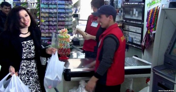 «Таджикстандарт»: Продавцы будут носить единую спецодежду