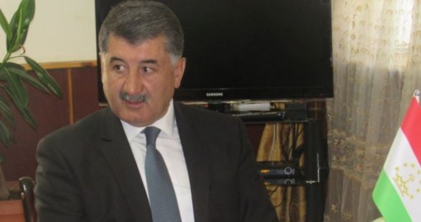 Глава ГБАО прооперировал раненого ребенка