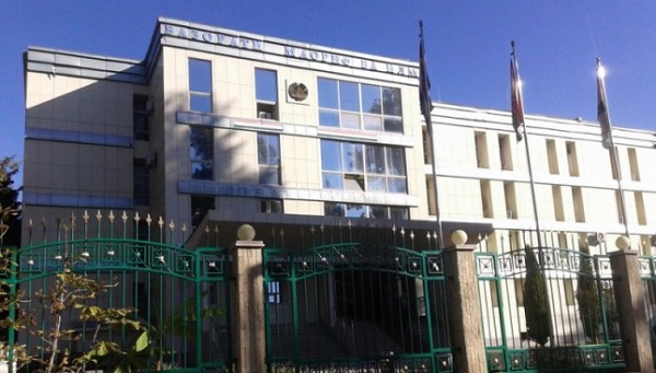 С 1 сентября во всех среднепрофессиональных и высших учебных заведениях Душанбе будет введен старый режим начала занятий – с 8 часов