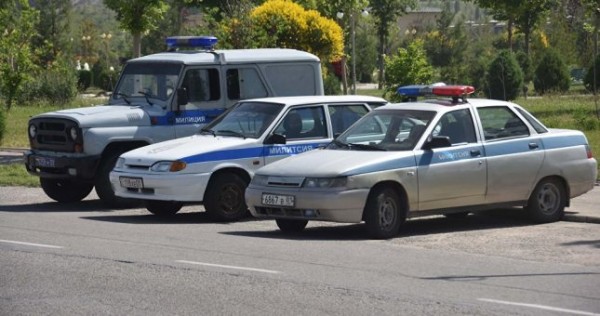 В Душанбе пьяный милиционер сбил пешехода. Его уволили