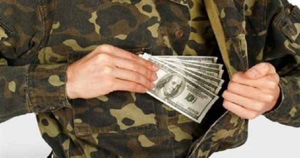 На юге Таджикистана сотрудник военкомата попался на «продаже» военного билета