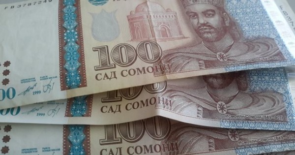 На столичном рынке «Дехкон» у жителя Фархора отобрали 3 тыс. сомони