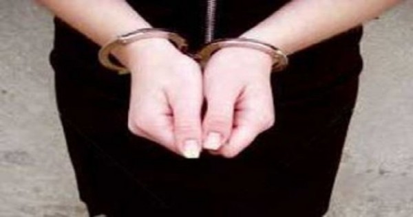 Директор одной из школ Канибадама подозревается в получении взятки