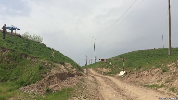 Узбекистан вернул тело убитого на границе таджикистанца