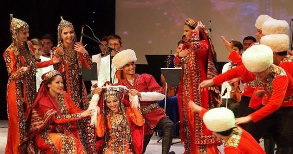В Душанбе открылись Дни культуры Туркменистана в Таджикистане