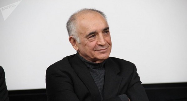 Худоназаров: кириллица дала огромный толчок развитию Таджикистана