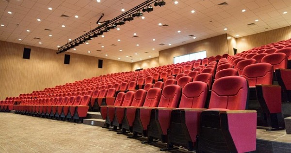 В Душанбе проходит международный фестиваль короткометражных фильмов «Навсоз-2018»