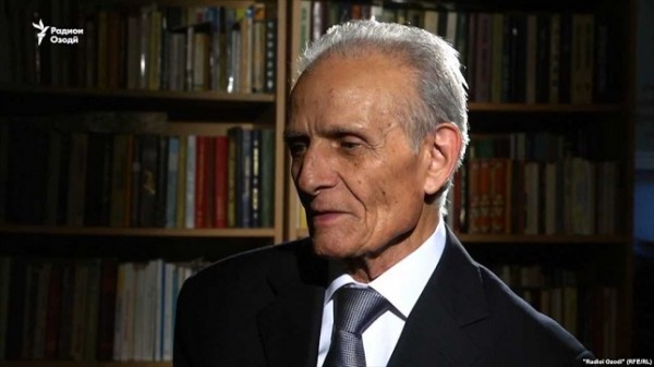 Эмомали Рахмон: "Имя Мумина Каноата навечно останется в памяти народа".