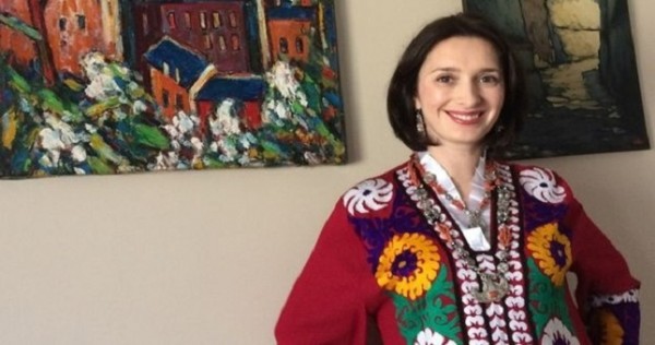 Американская писательница Марина Эйбрамс запустила серию детских книг о Центральной Азии