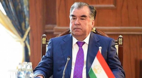 Президент выразил соболезнования родным и близким народного поэта Гулназара Келди