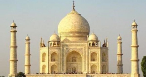 В Индии нашли 700-летнюю рукопись иранского поэта Хафиза