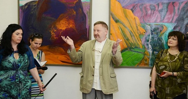 Выставка картин таджикских художников открылась в культурной столице южного Подмосковья