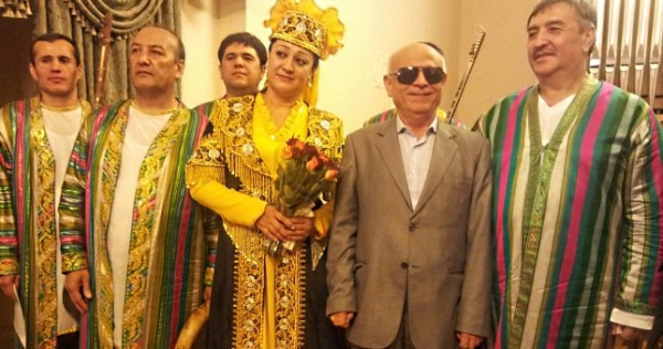 Таджикский маком очаровал Москву