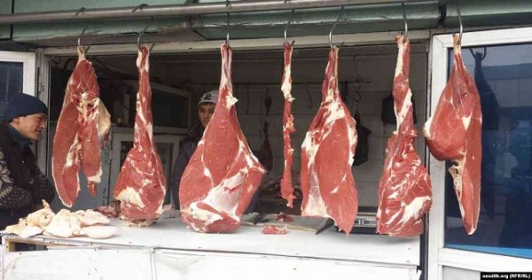 В Самарканде учитель организовал торговлю мясом на территории школы