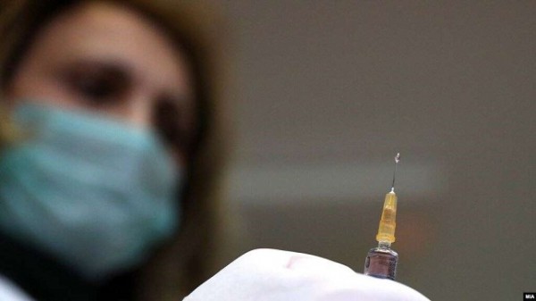 В Узбекистане 9-летних девочек начали массово прививать против вируса папилломы человека