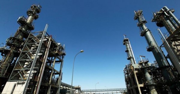 «Остановить падение»: Мирзиёев меняет нефтяную отрасль Узбекистана