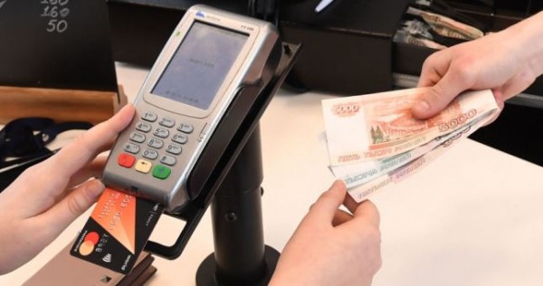 Банки и МВД РФ готовят новые правила блокировки счетов: что нужно знать